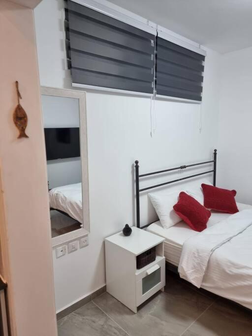 Apartament דירת זוּגַג מפנקת עם מרפסת משגעת ונוף למפרץ. Ejlat Zewnętrze zdjęcie